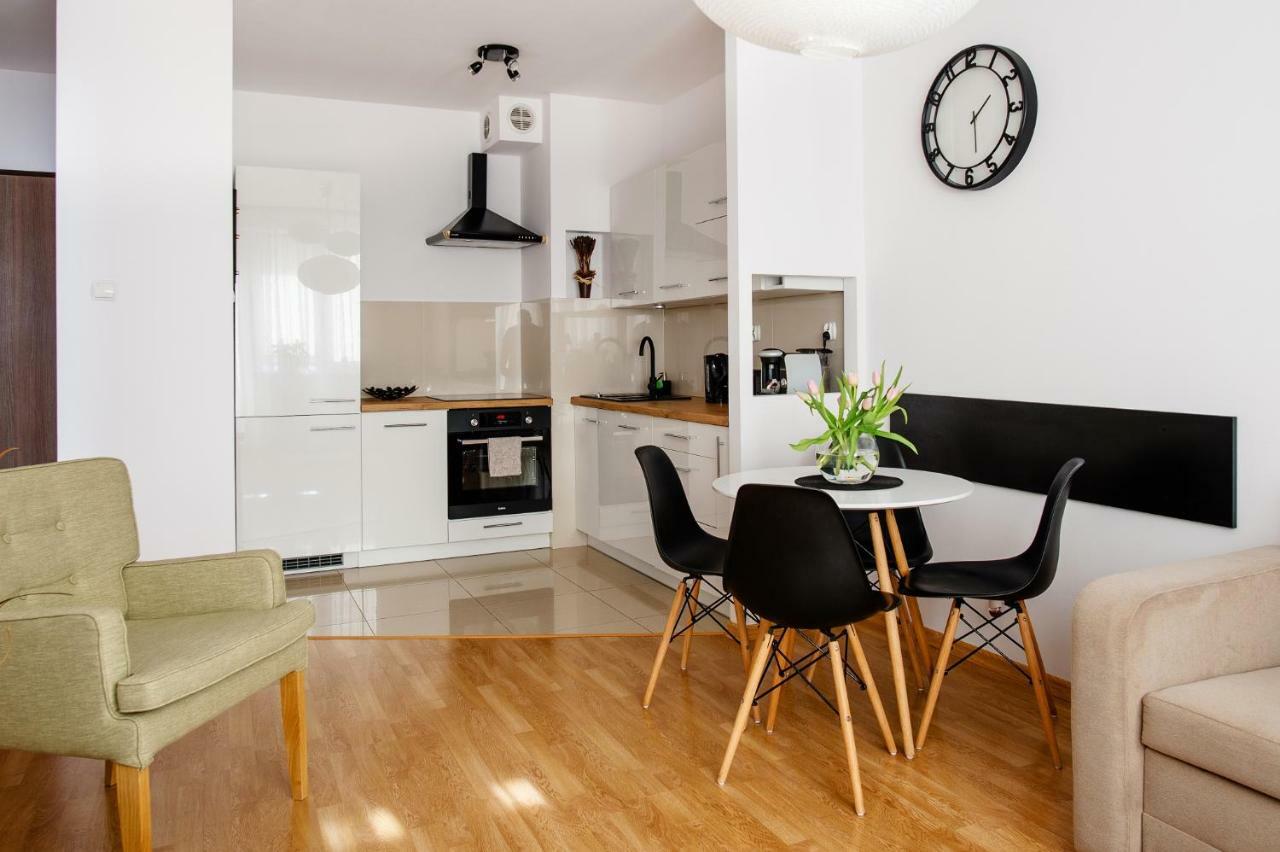 גורז'וב ווילקופולסקי Apartament Trzech Stolic מראה חיצוני תמונה