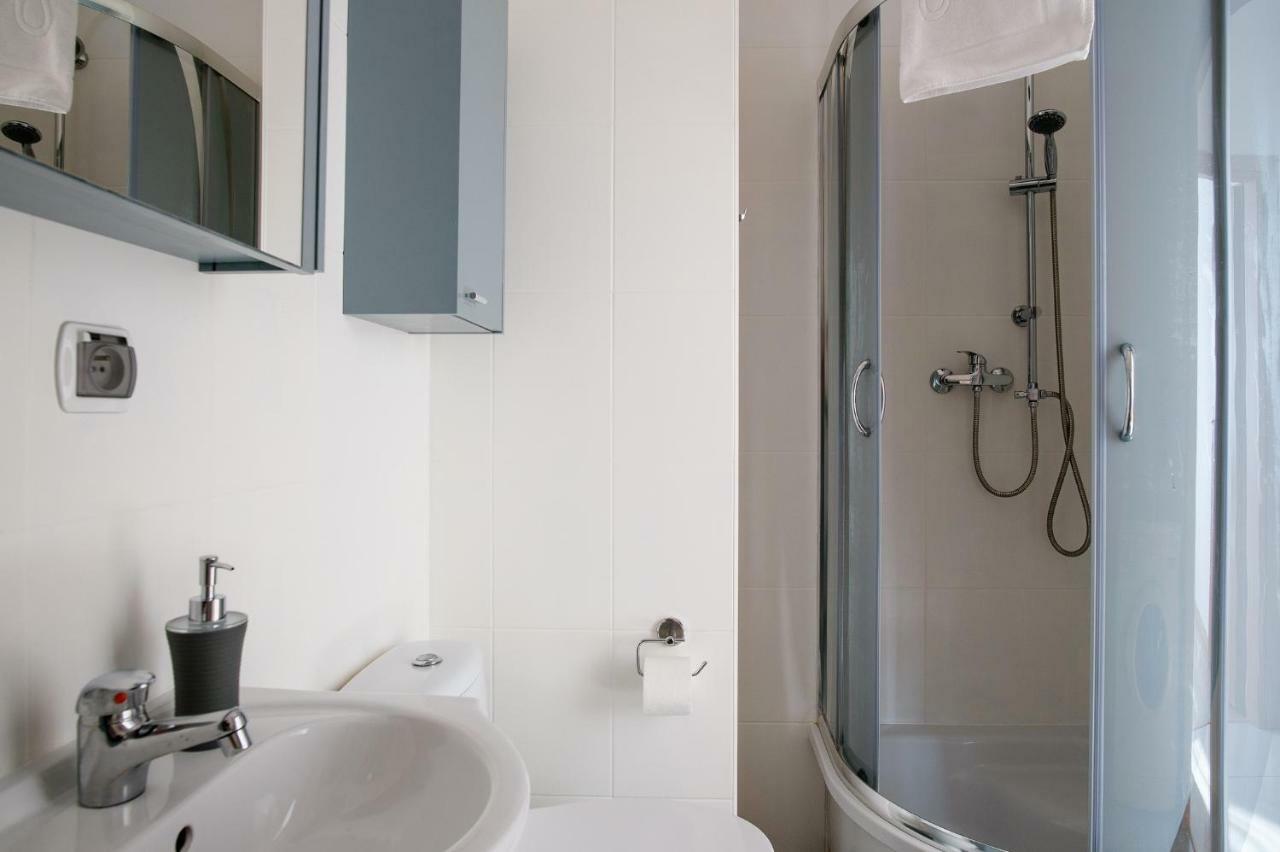 גורז'וב ווילקופולסקי Apartament Trzech Stolic מראה חיצוני תמונה